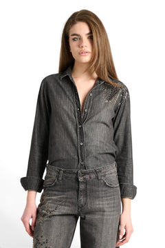 Paris shirt in black chambray with floral application, studs and rhinestones