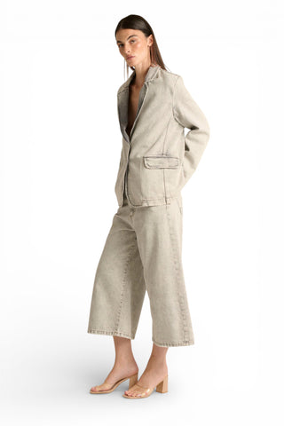Giacca Julia oversize in denim grigio slegato