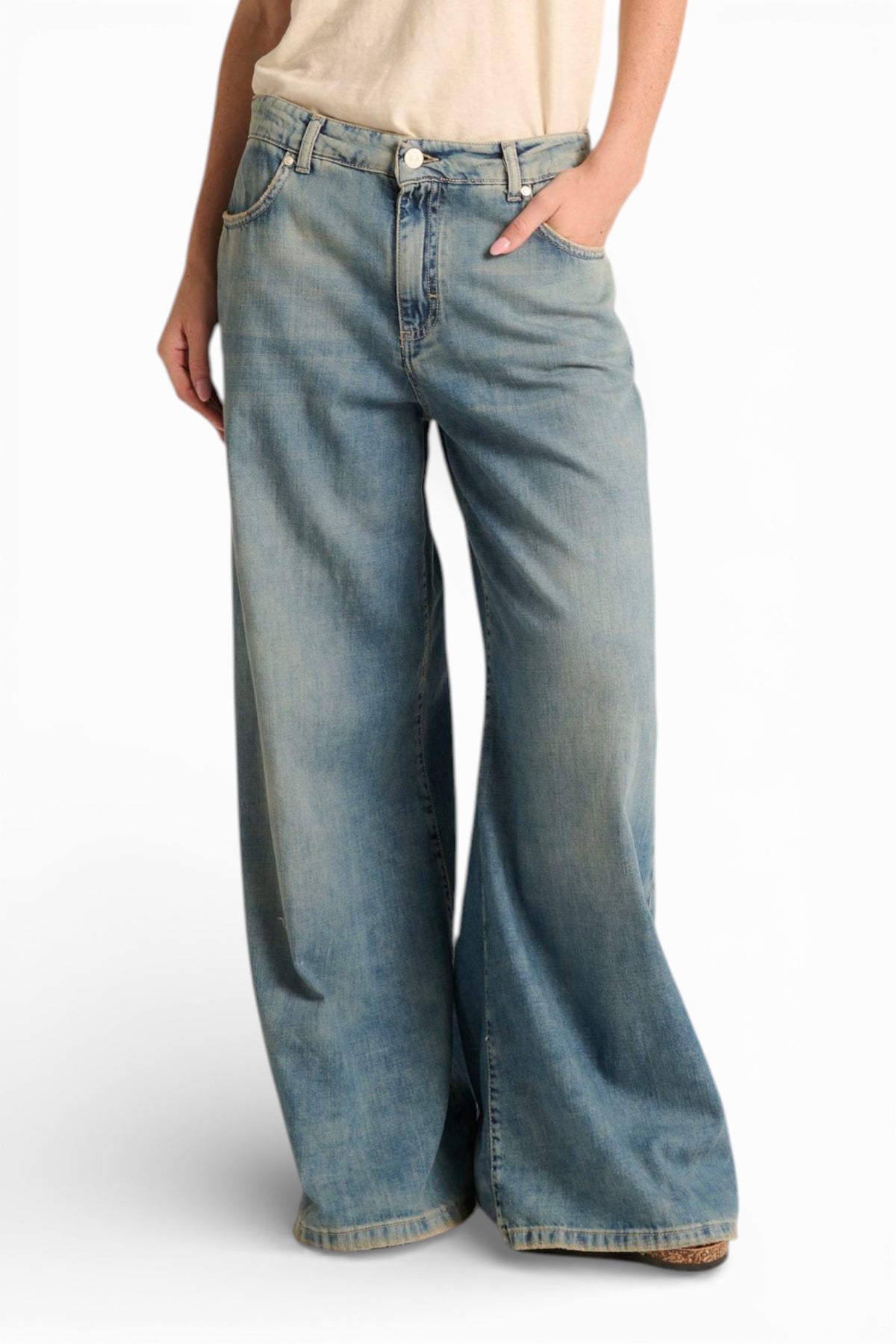 Jeans Anne wide leg in denim slegato light