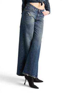 Brenda wide leg jeans in rigid denim with abrasions
