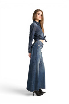 Brenda wide leg jeans in rigid denim with abrasions