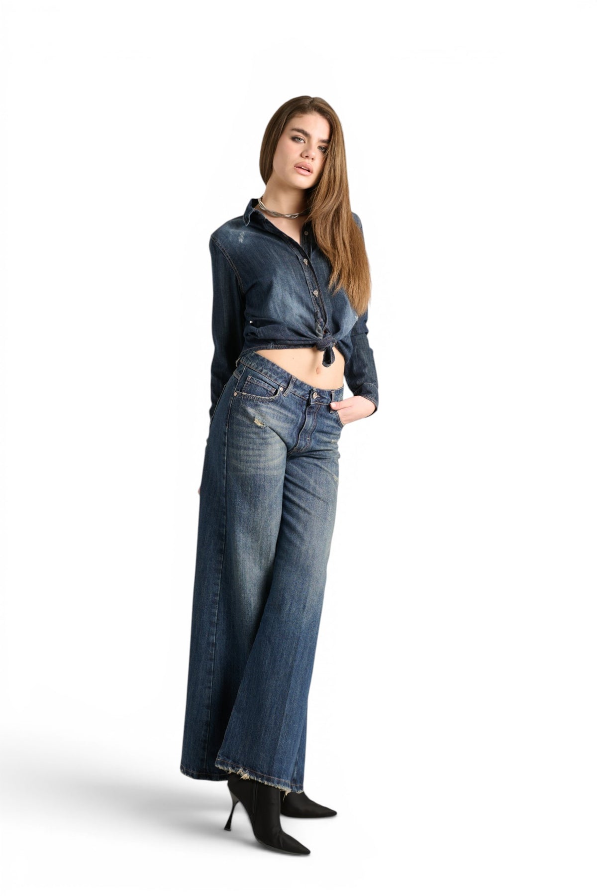 Brenda wide leg jeans in rigid denim with abrasions