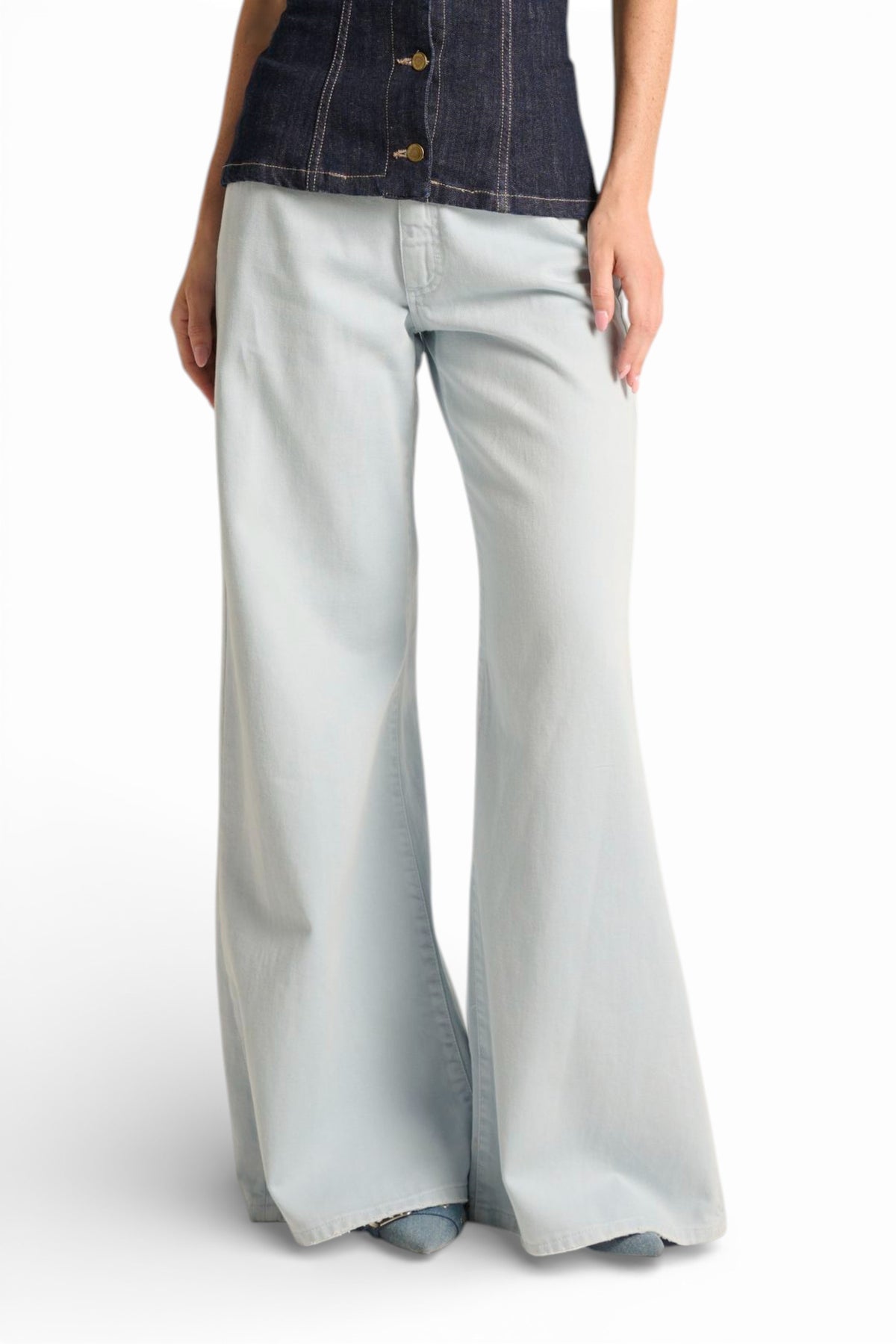 Pantaloni Brenda wide leg in drill fermo con trattamenti denim