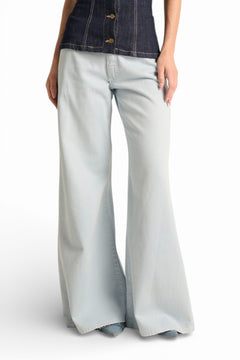 Pantaloni Brenda wide leg in drill fermo con trattamenti denim