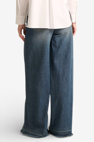 Jeans Becca wide leg in denim light comfort con piega presfilata