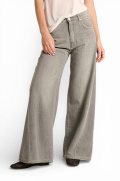 Jeans Chloe wide leg in denim grigio slegato