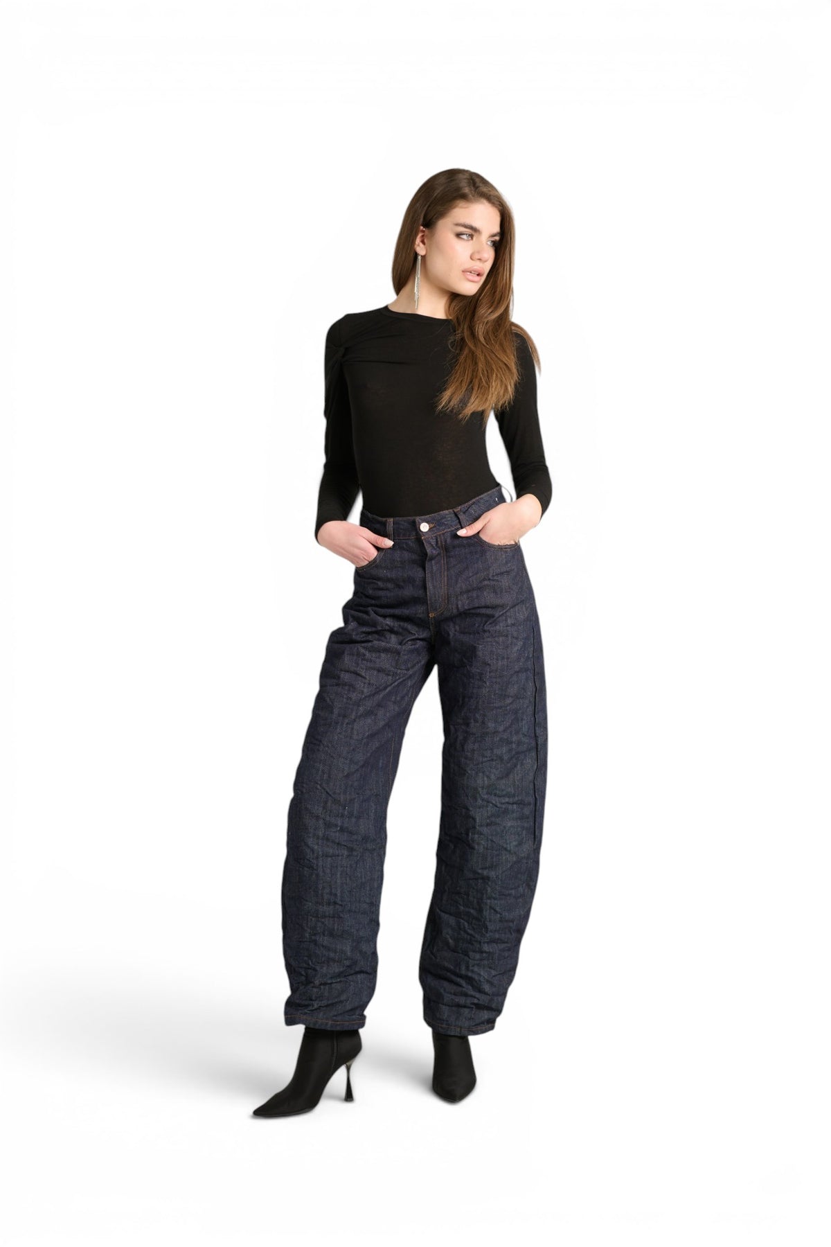 Ashley barrel jeans in raw wrinkled-effect denim