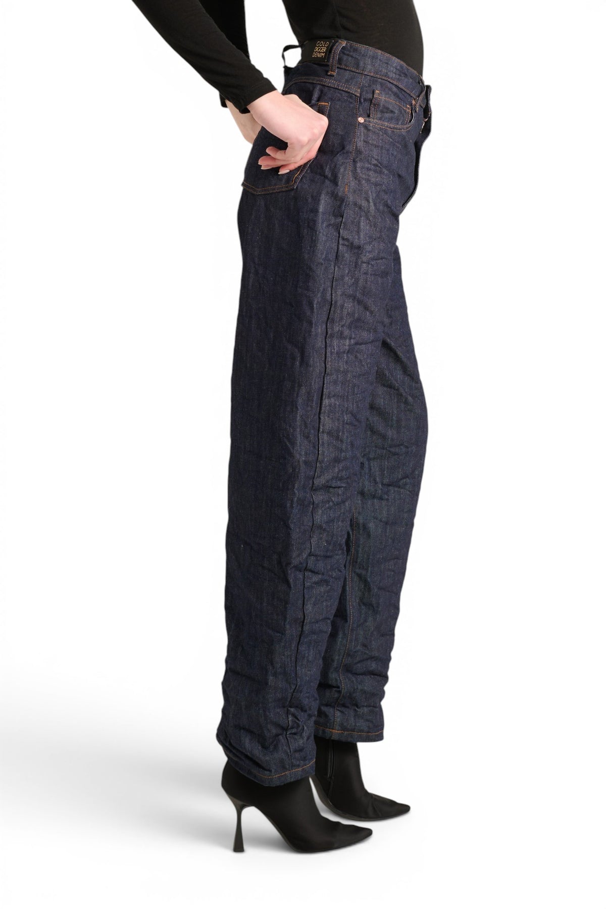 Ashley barrel jeans in raw wrinkled-effect denim
