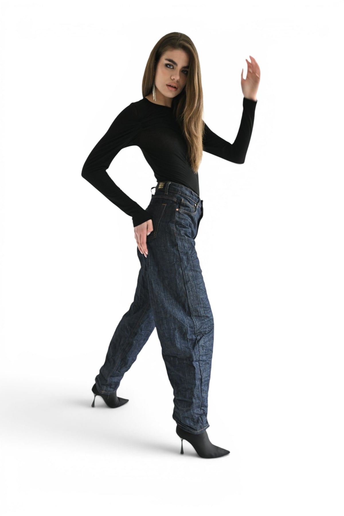 Ashley barrel jeans in raw wrinkled-effect denim
