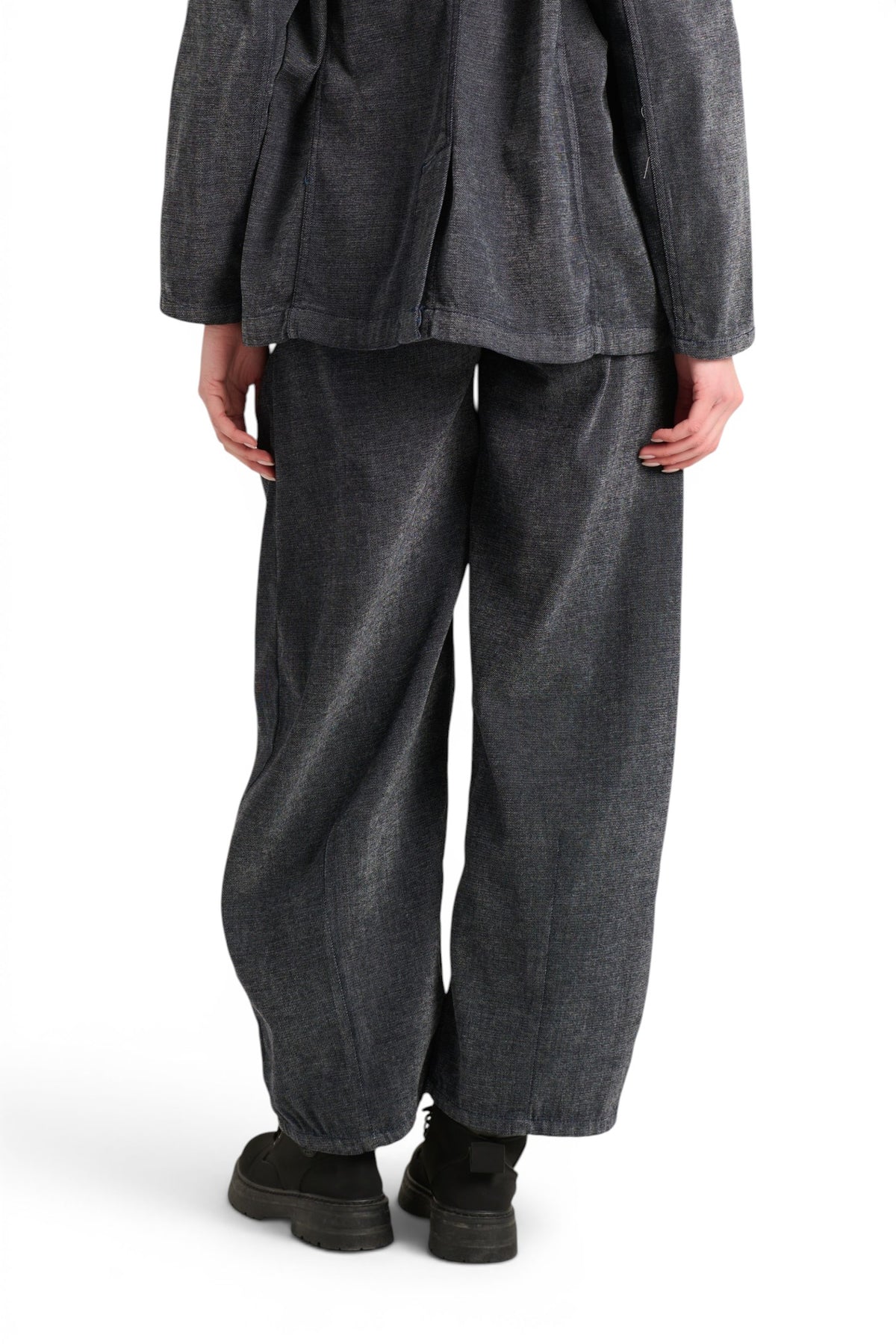 Jeans Anais barrel in denim floccato in trama