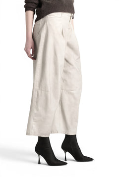 Pantaloni Dany barrel con pinces in drill spray color