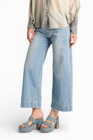 Jeans Chica wide leg cropped in denim fermo