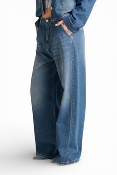 Jeans Born con tasca america a vita regolare in denim slegato