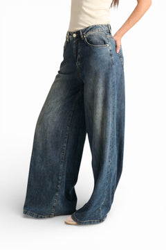 Camila wide-leg jeans in chambray denim