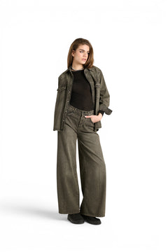 Jeans Camila wide leg in denim nero cioccolato slegato