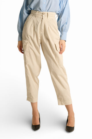 Pantaloni Debora cargo balloon fit in gabardine a vita alta con pinces