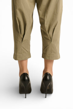 Pantaloni Debora cargo balloon fit in gabardine a vita alta con pinces