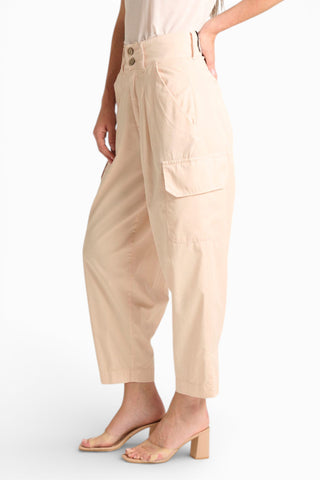 Pantaloni Debora cargo balloon fit in gabardine a vita alta con pinces
