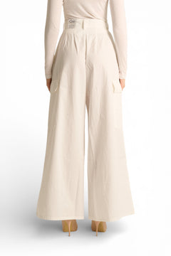 Pantaloni Angy pantapalazzo in gabardine con tasconi