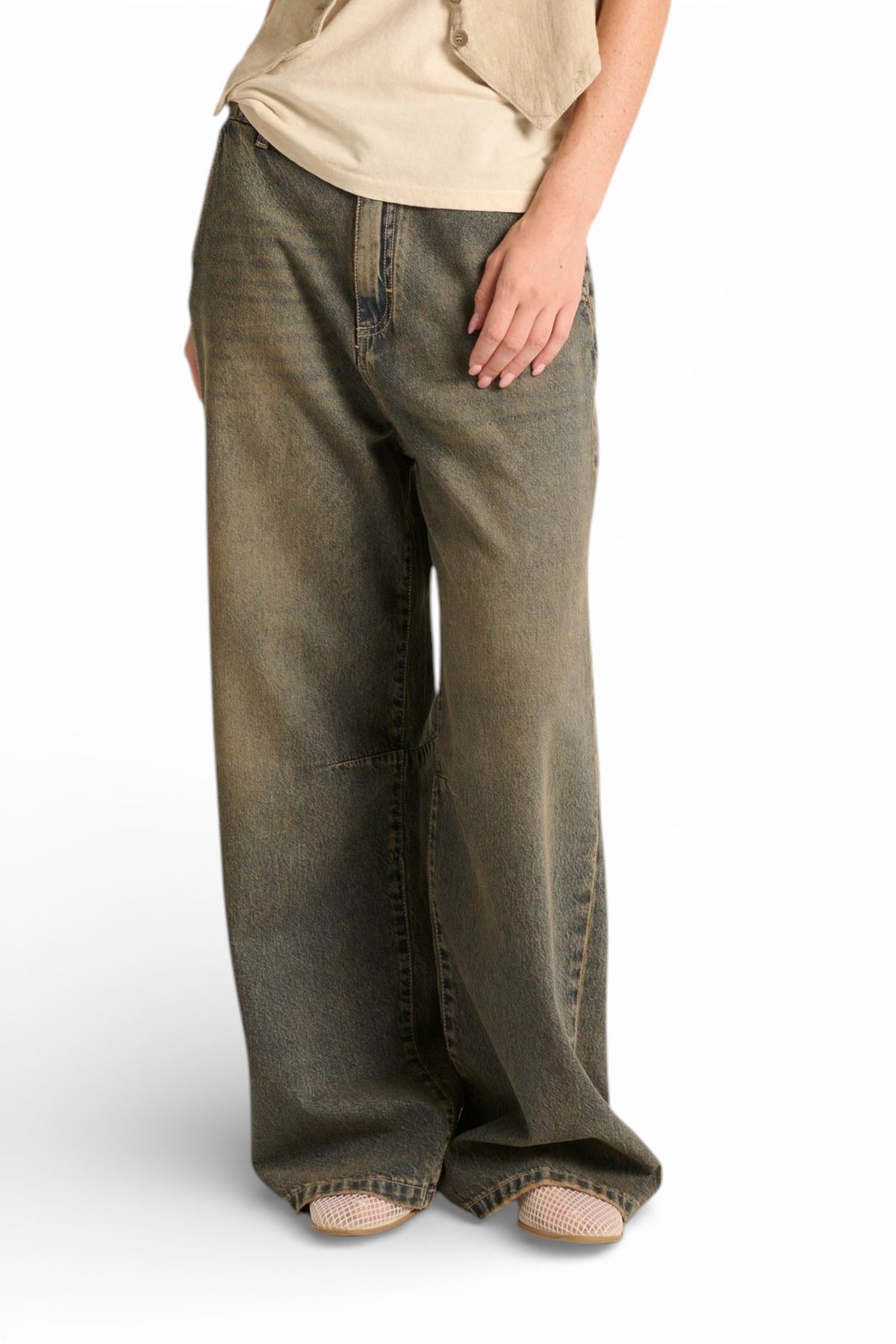 Jeans Ritha oversize straight con riprese al ginocchio in denim slegato
