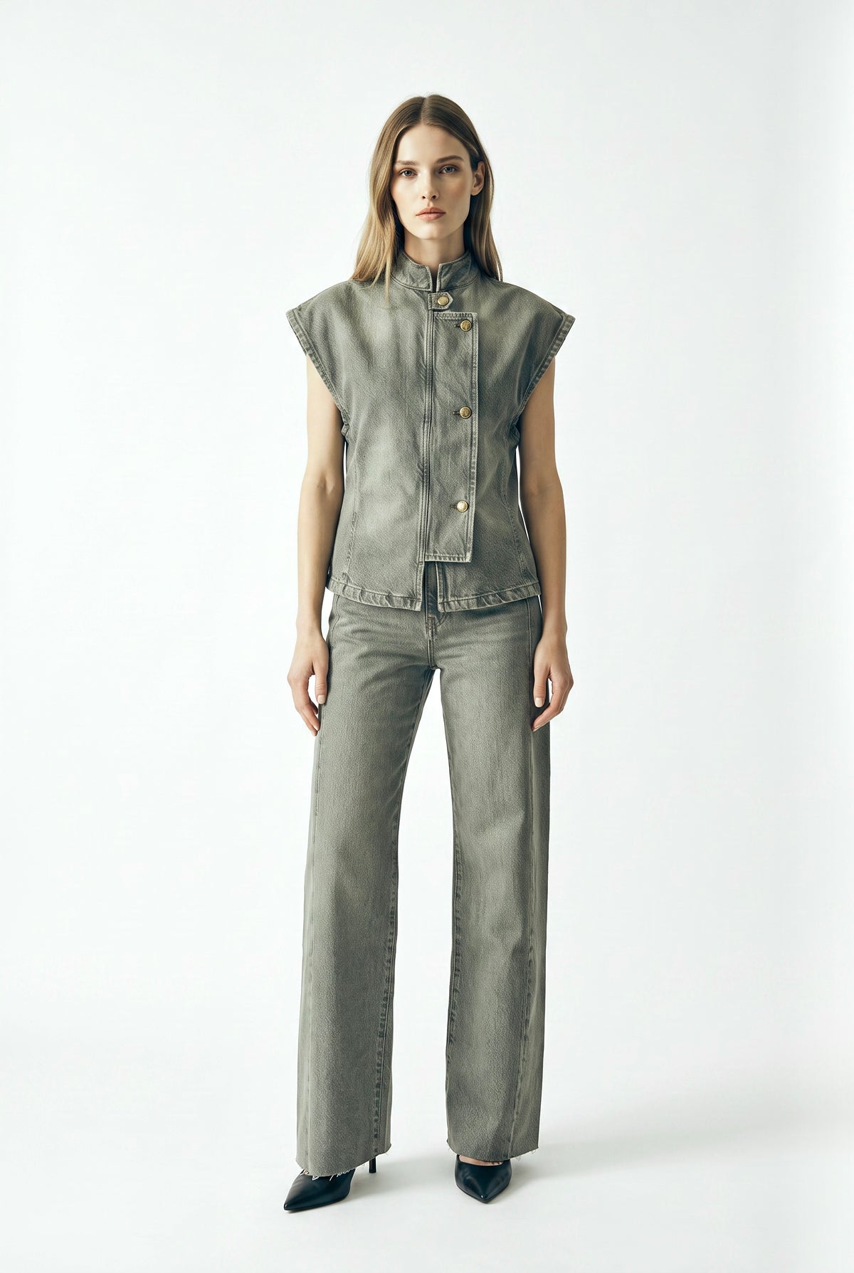 Jeans Daisy wide leg in denim color con cinturino sfrangiato