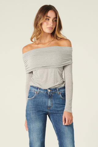 Maglia Vera con collo ribaltato con arricci in misto cashmere