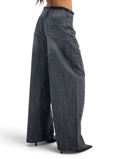 Dakota-S barrel wide leg jeans in black denim