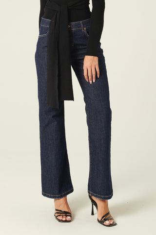 Jeans Aurora a trombetta in denim comfort