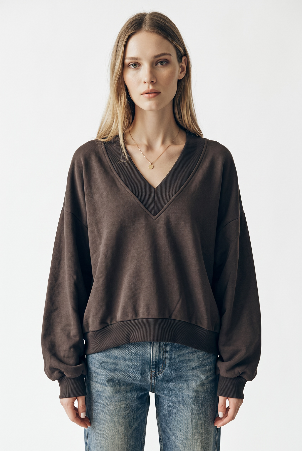 Felpa Pearl oversize con scollo a V e maniche curvate