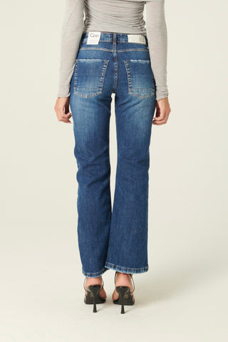 Jeans Aurora a trombetta in denim comfort