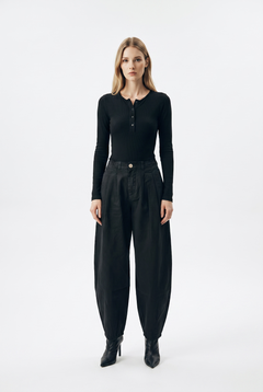 Maglia Dance body con collo serafino in misto cashmere