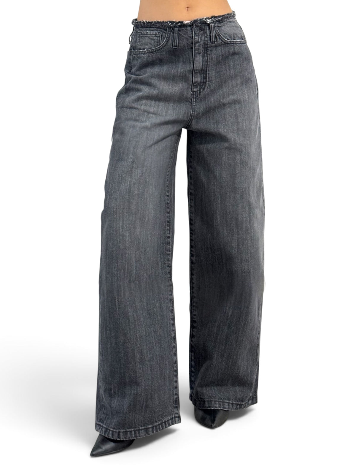 Dakota-S barrel wide leg jeans in black denim
