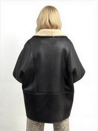 Mantella montone Tracy con teddy a contrasto