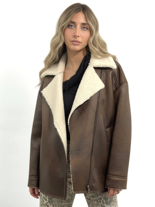 Montone chiodo Tessa oversize con teddy a contrasto