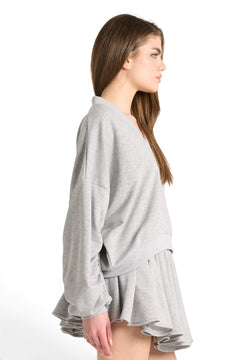 Felpa Pearl oversize con scollo a V e maniche curvate