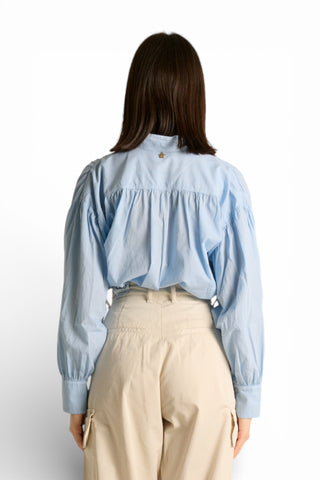 Camicia Yanira con collo coreano e maniche a sbuffo