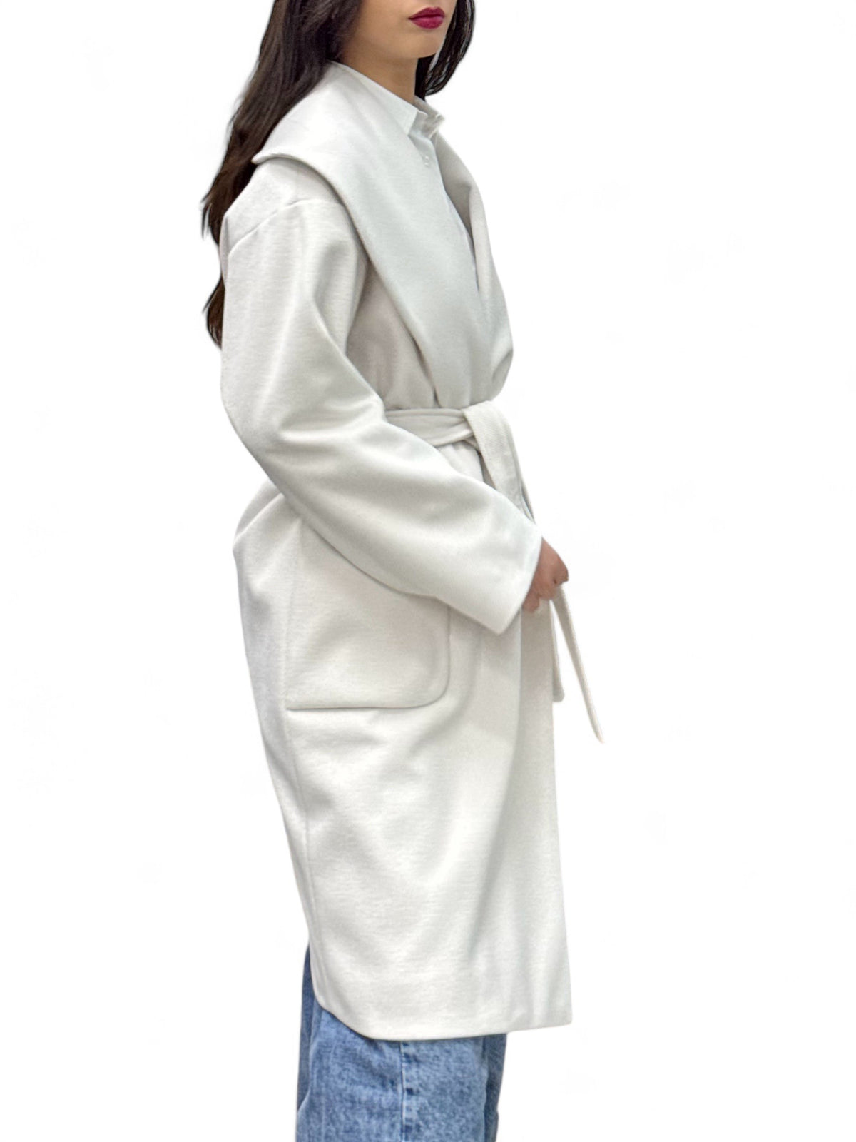Cappotto lunghezza media ghiaccio con collo sciallato