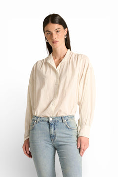 Camicia Yanira con collo coreano e maniche a sbuffo