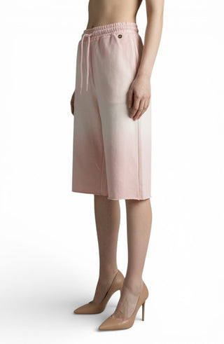 Bermudone Nicole in felpa con trattamento spraywash