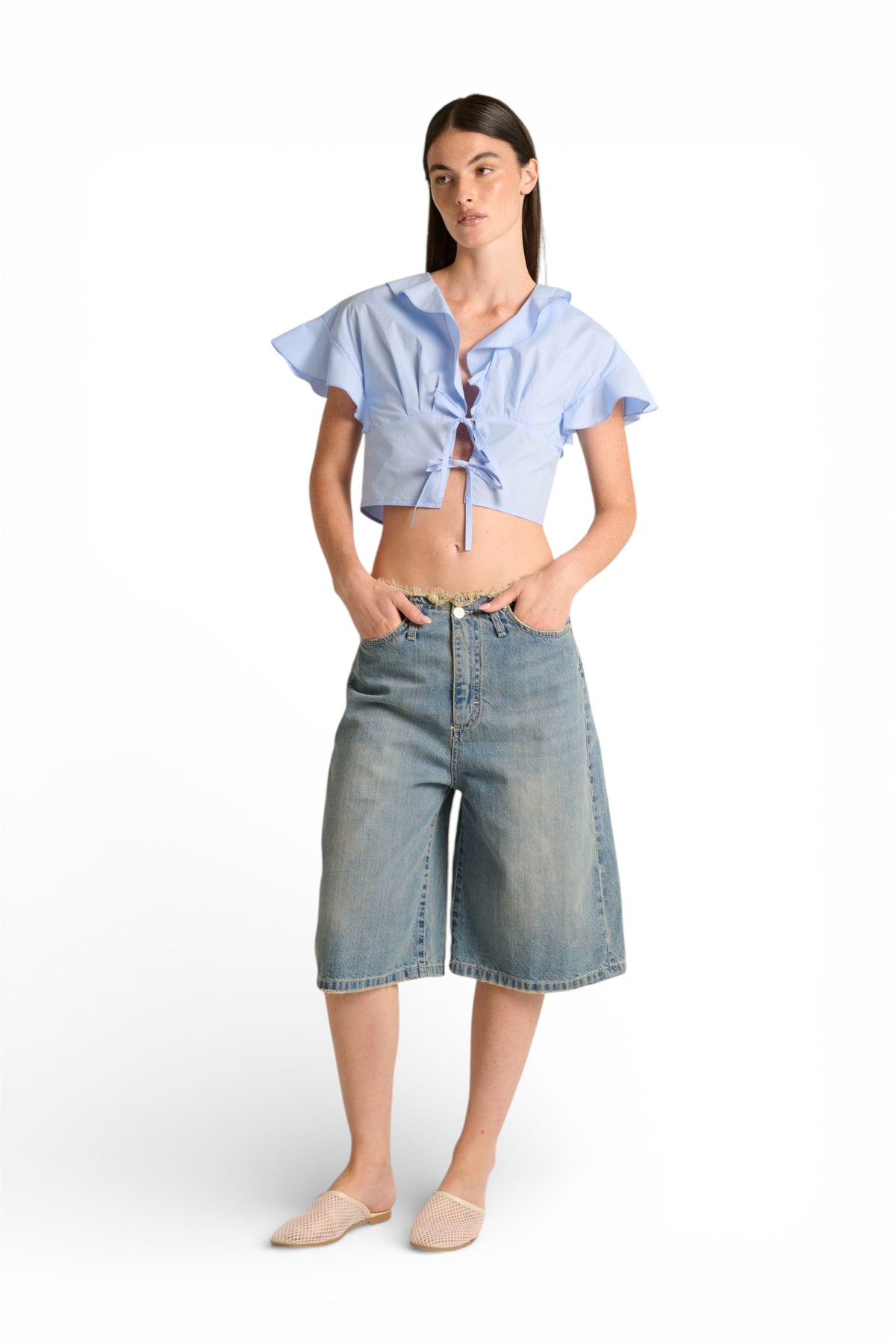Camicia Roy crop con rouches e lacci sul davanti