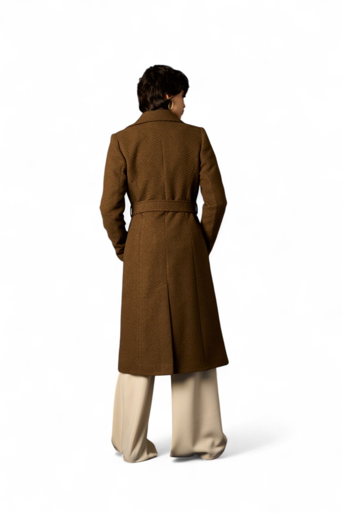 Cappotto Sally - dettaglio fusciacca in vita esalta silhouette

