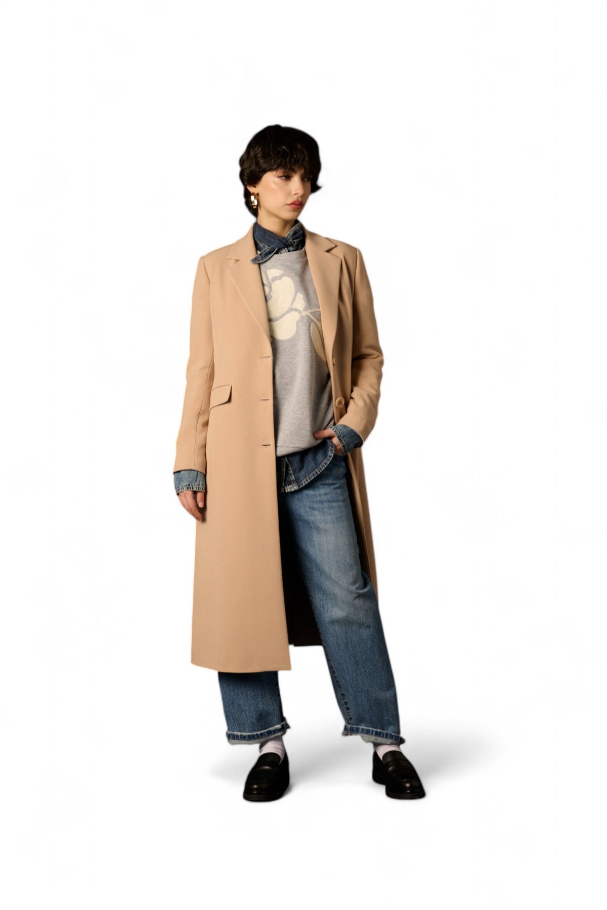 Cappotto Sam vestibilità regolare - modella taglia S altezza 175cm lunghezza oltre ginocchio
