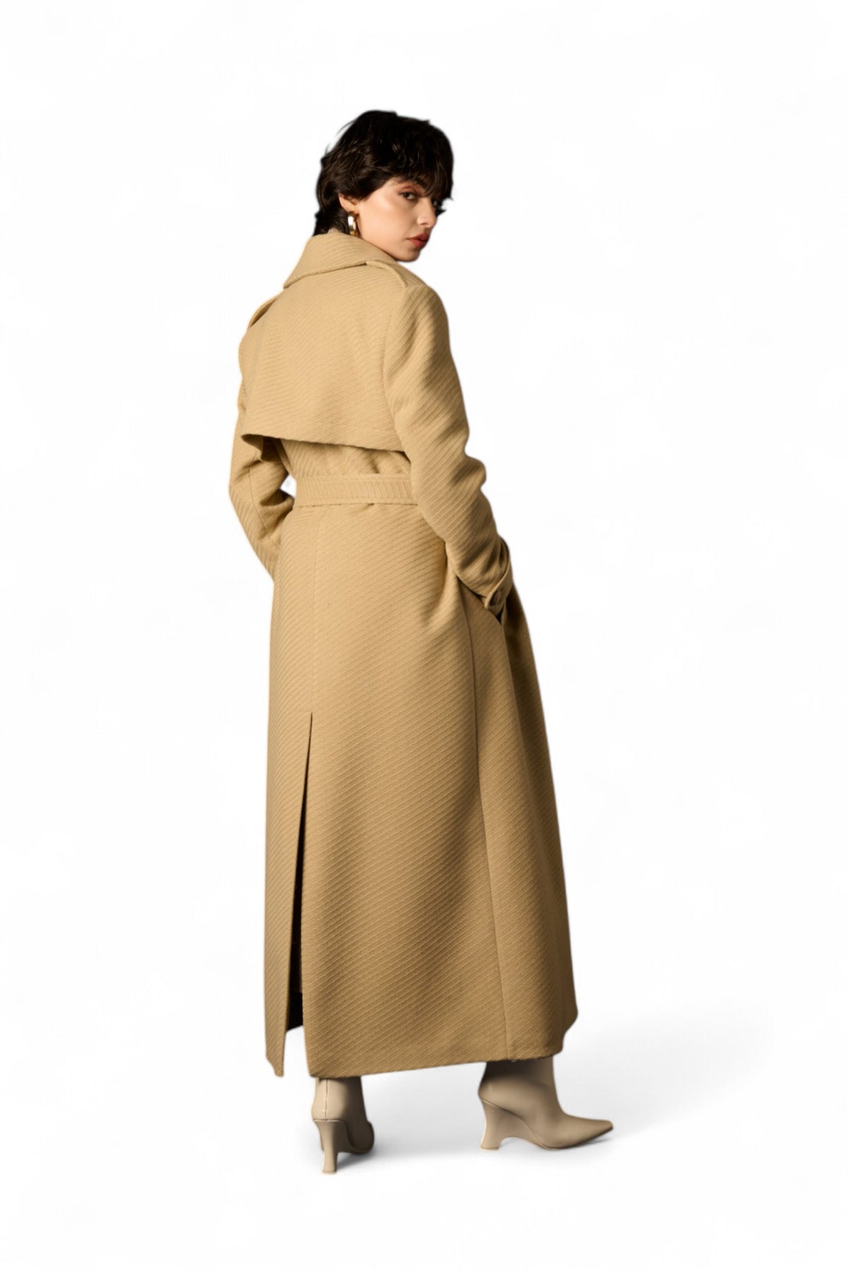 Maxi cappotto Sophie - dettaglio spacco lungo sul retro funzionale
