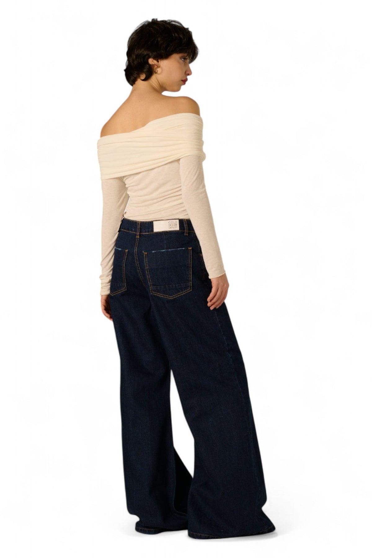 Maglia Vera con collo ribaltato con arricci in misto cashmere