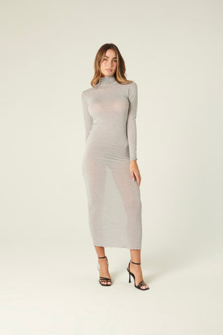 Abito Weslie misto cashmere grigio - vista frontale modella
