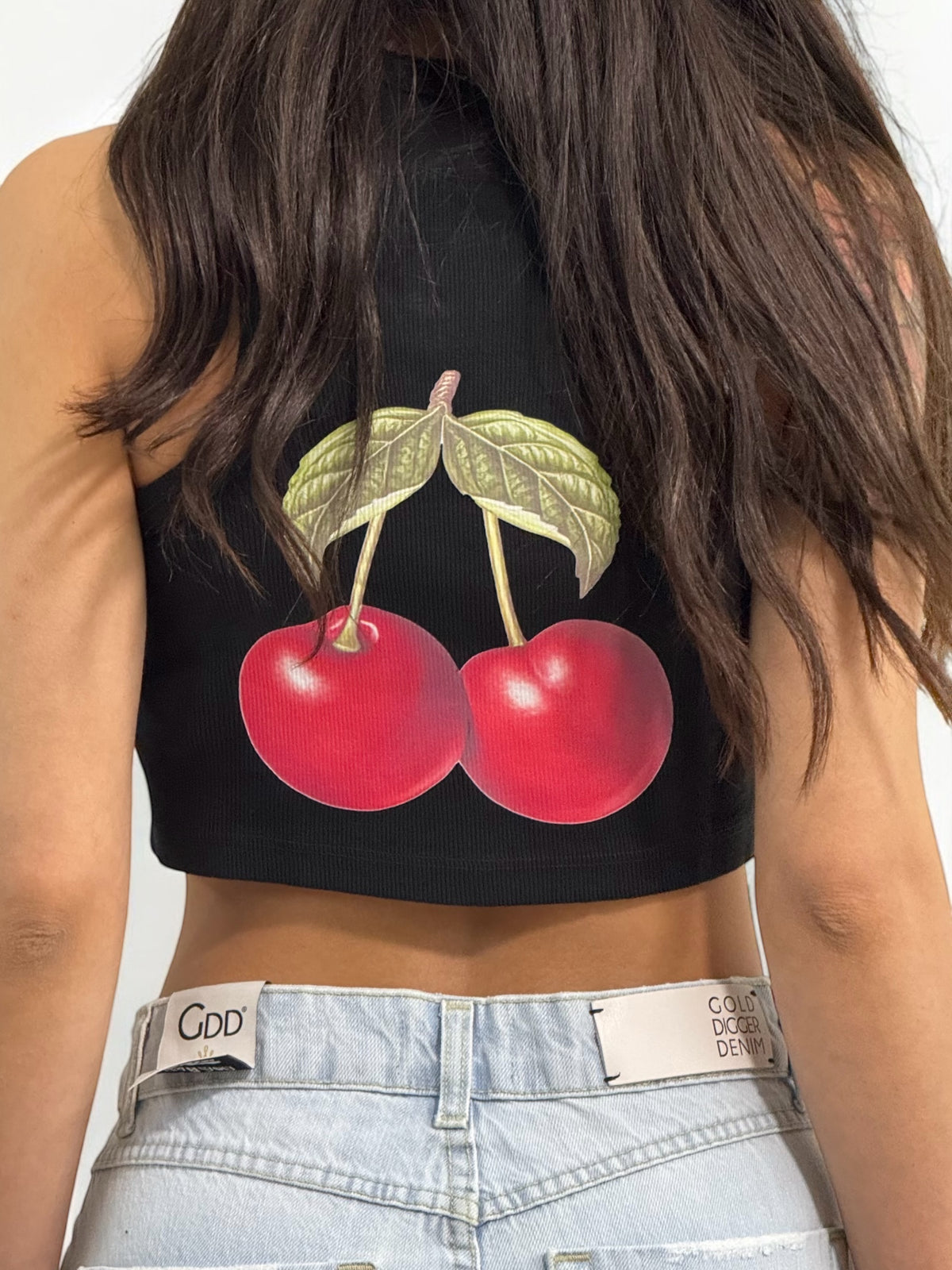 Canotta cropped YUKA in costina con stampa CHERRY