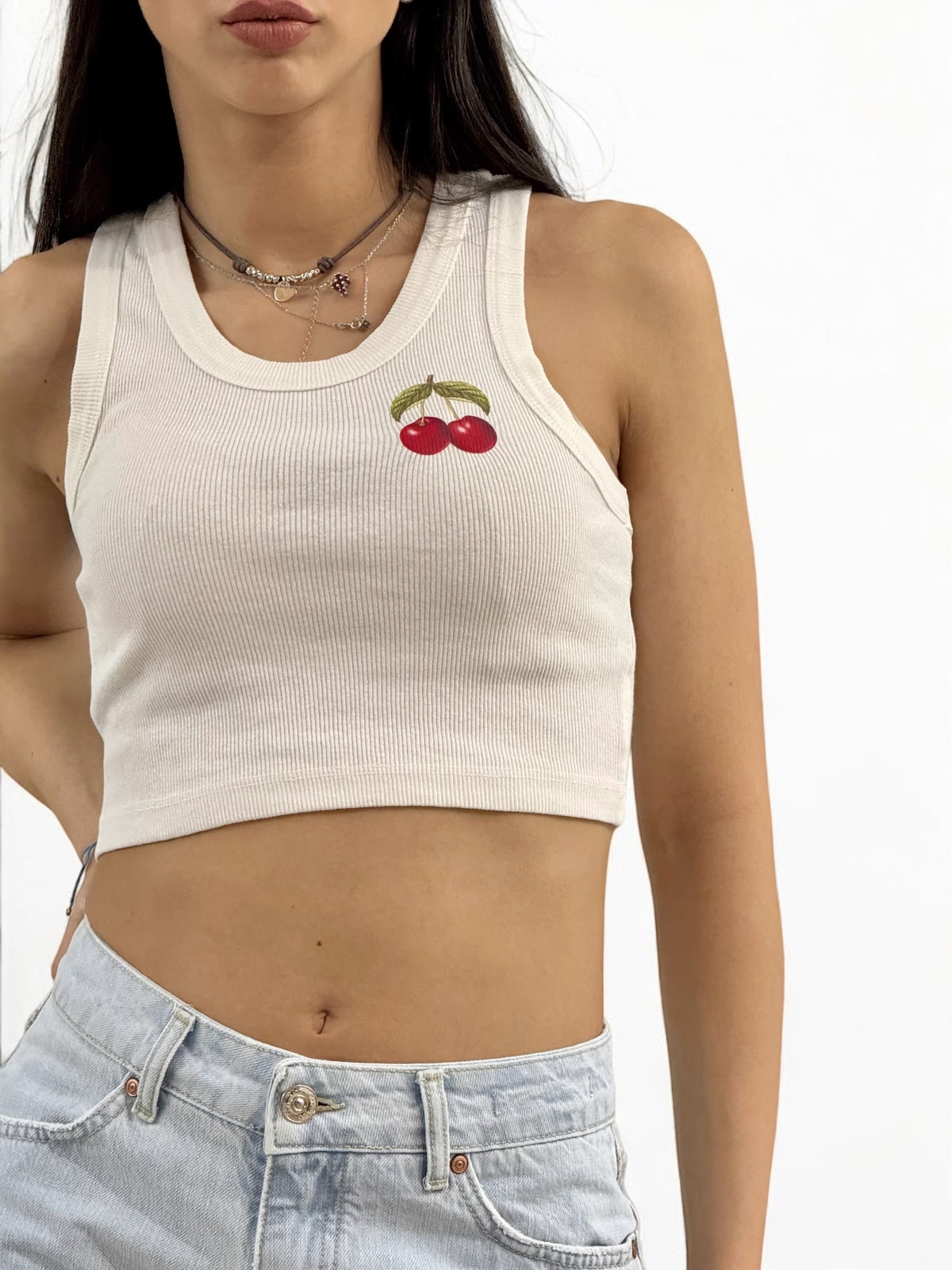 Canotta cropped YUKA in costina con stampa CHERRY